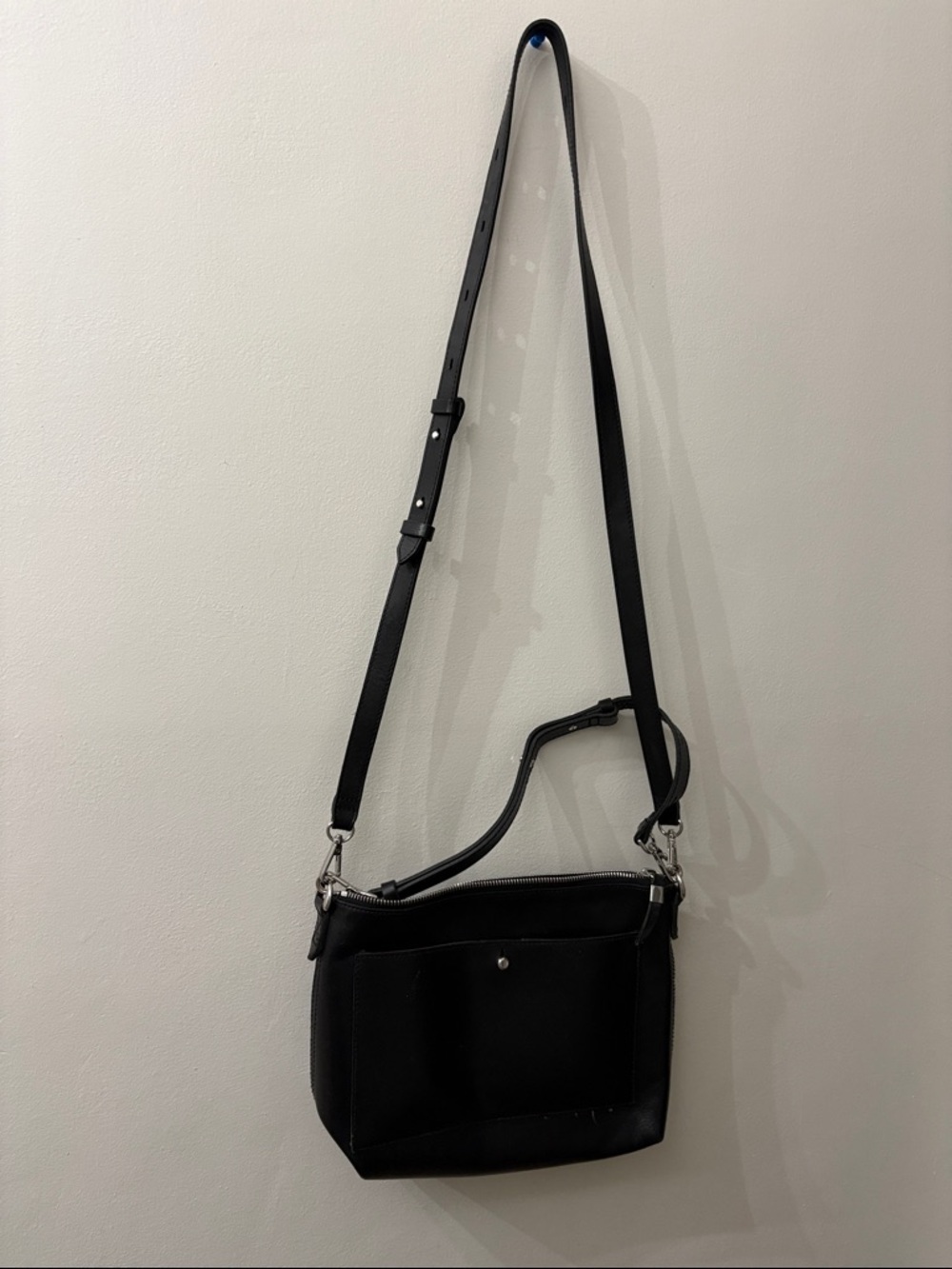 Madewell Black Leather Crossbody Bag - Minimal Women's Shoulder Bag